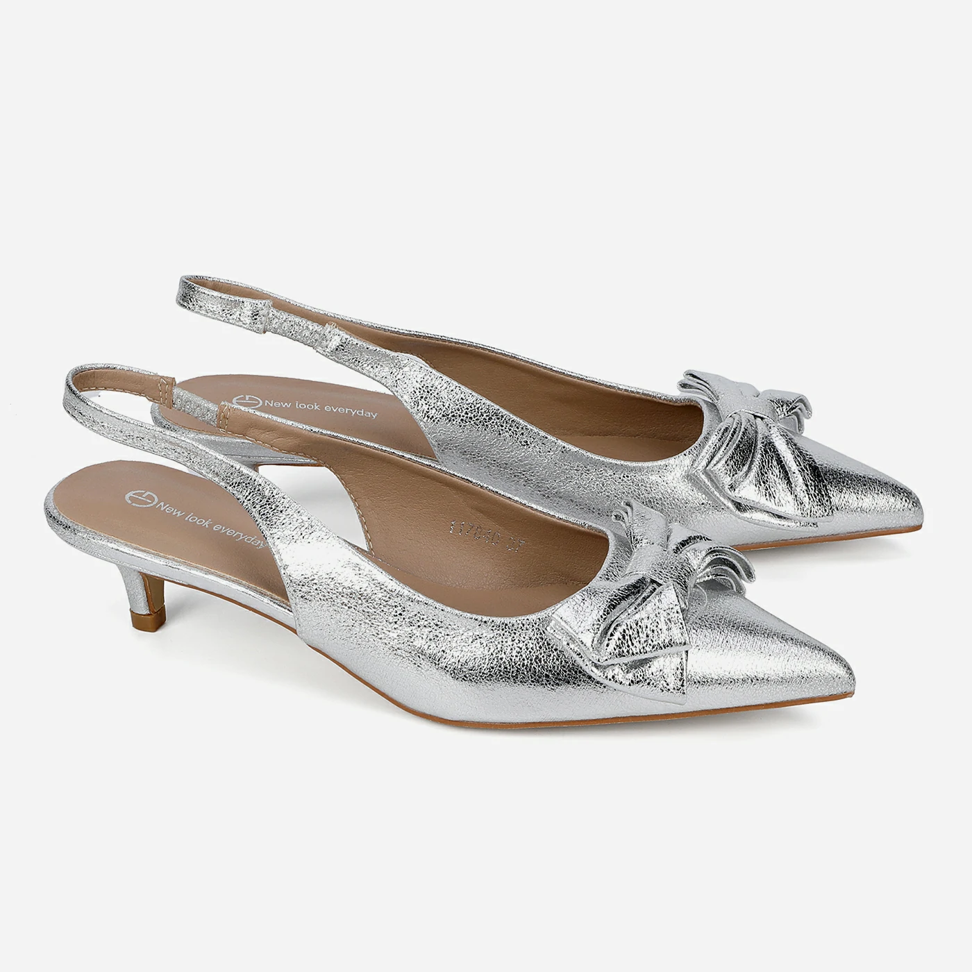 נעל עקב כסף 39