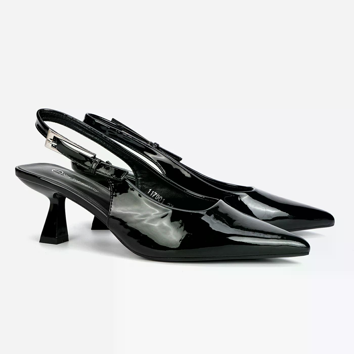 נעל עקב שחור 38