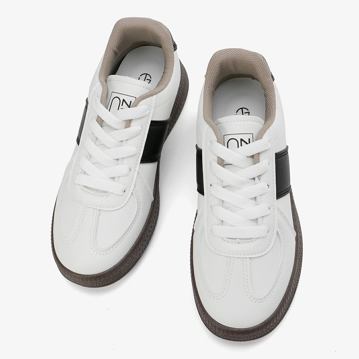 סניקרס/ספורט לבן 38