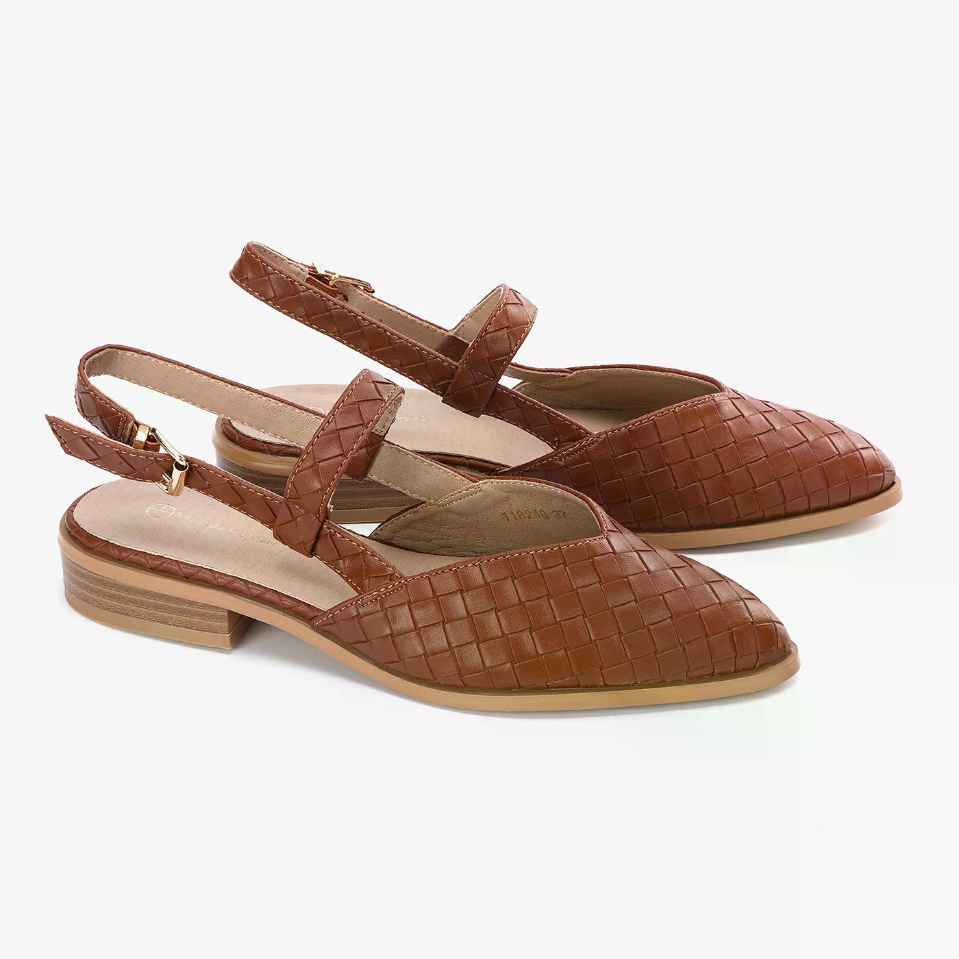 נעל שטוחה כאמל 36