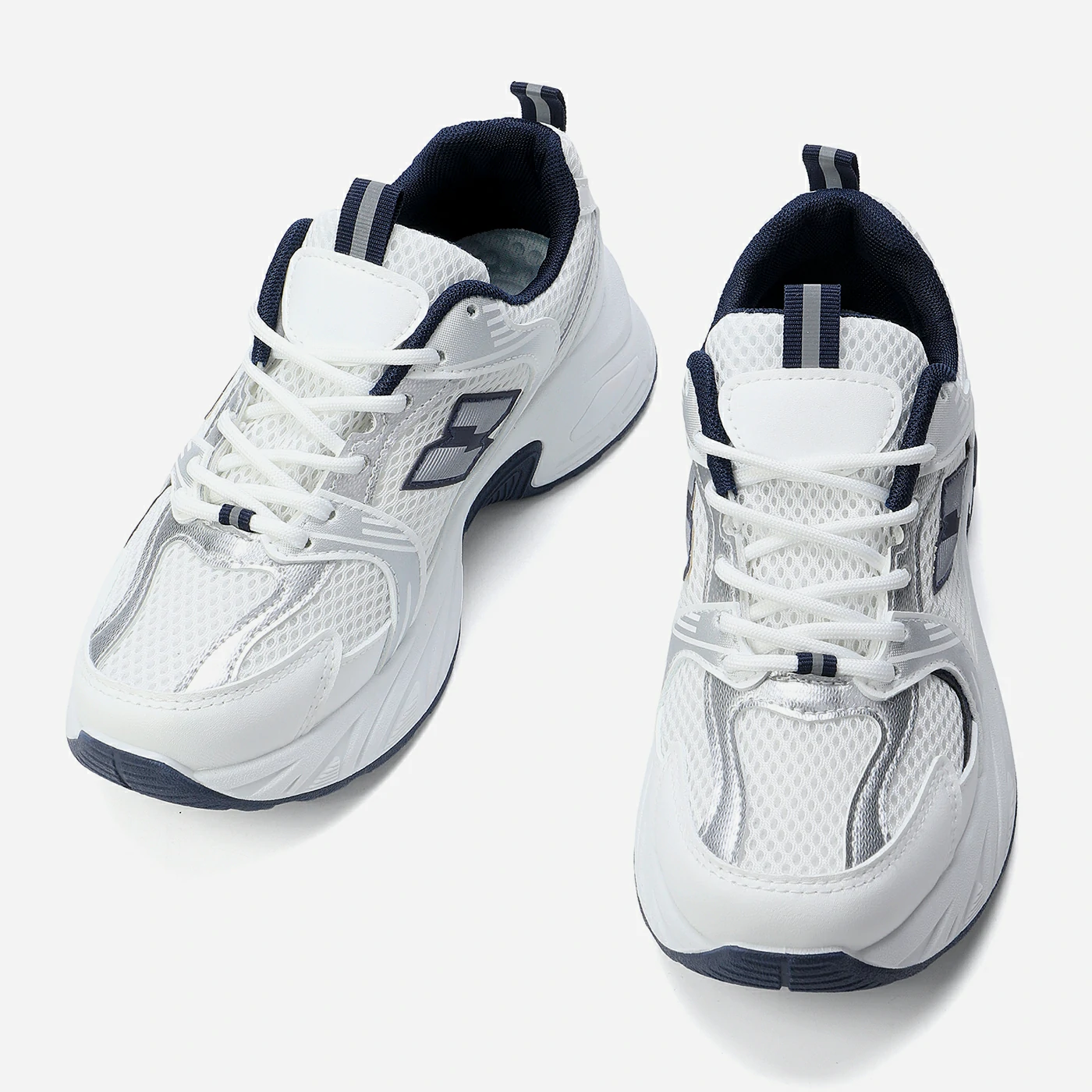 סניקרס/ספורט נייבי 39