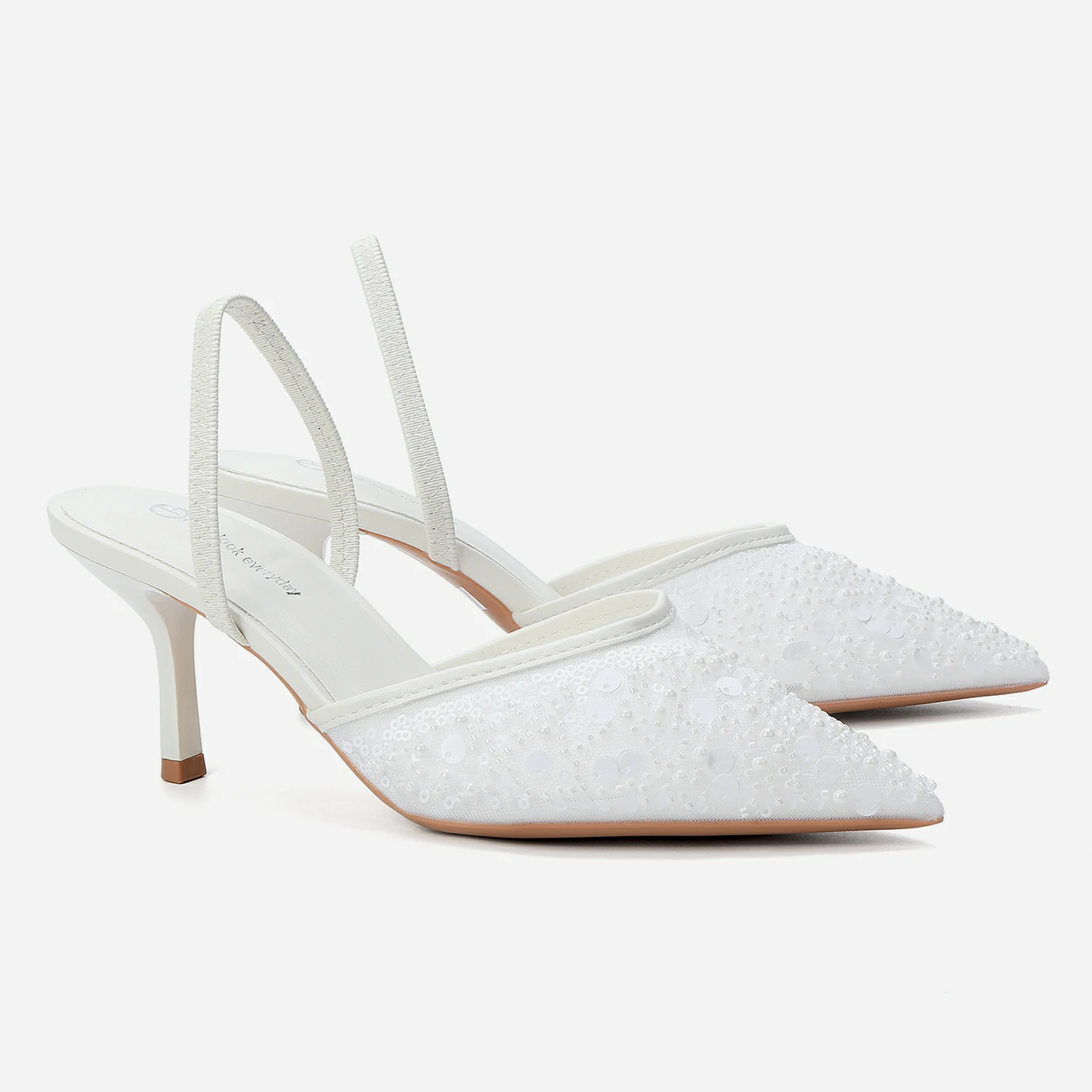 נעל עקב לבן 40