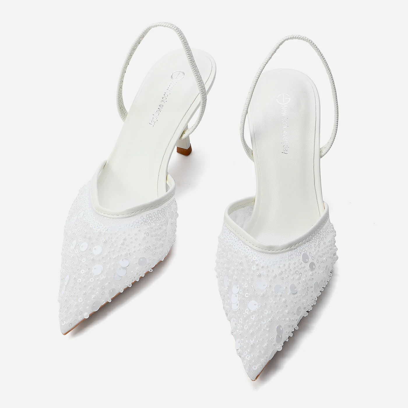 נעל עקב לבן 40