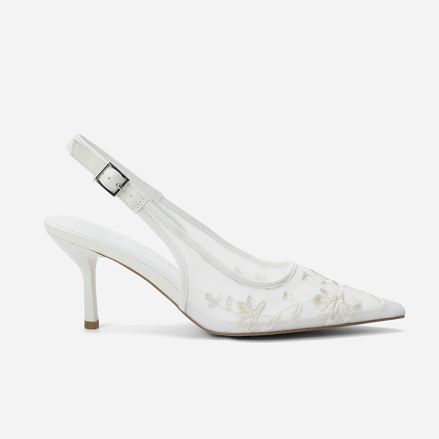 נעל עקב לבן 37