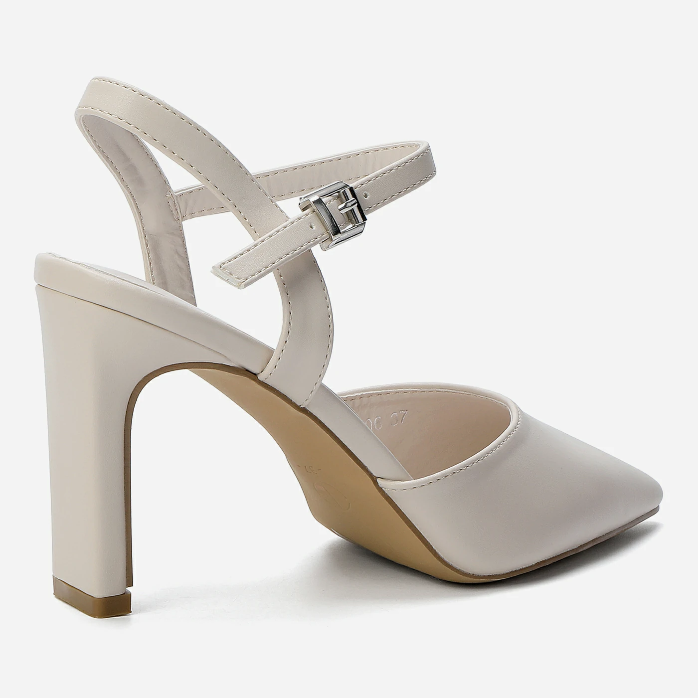 נעל עקב אופווייט 38