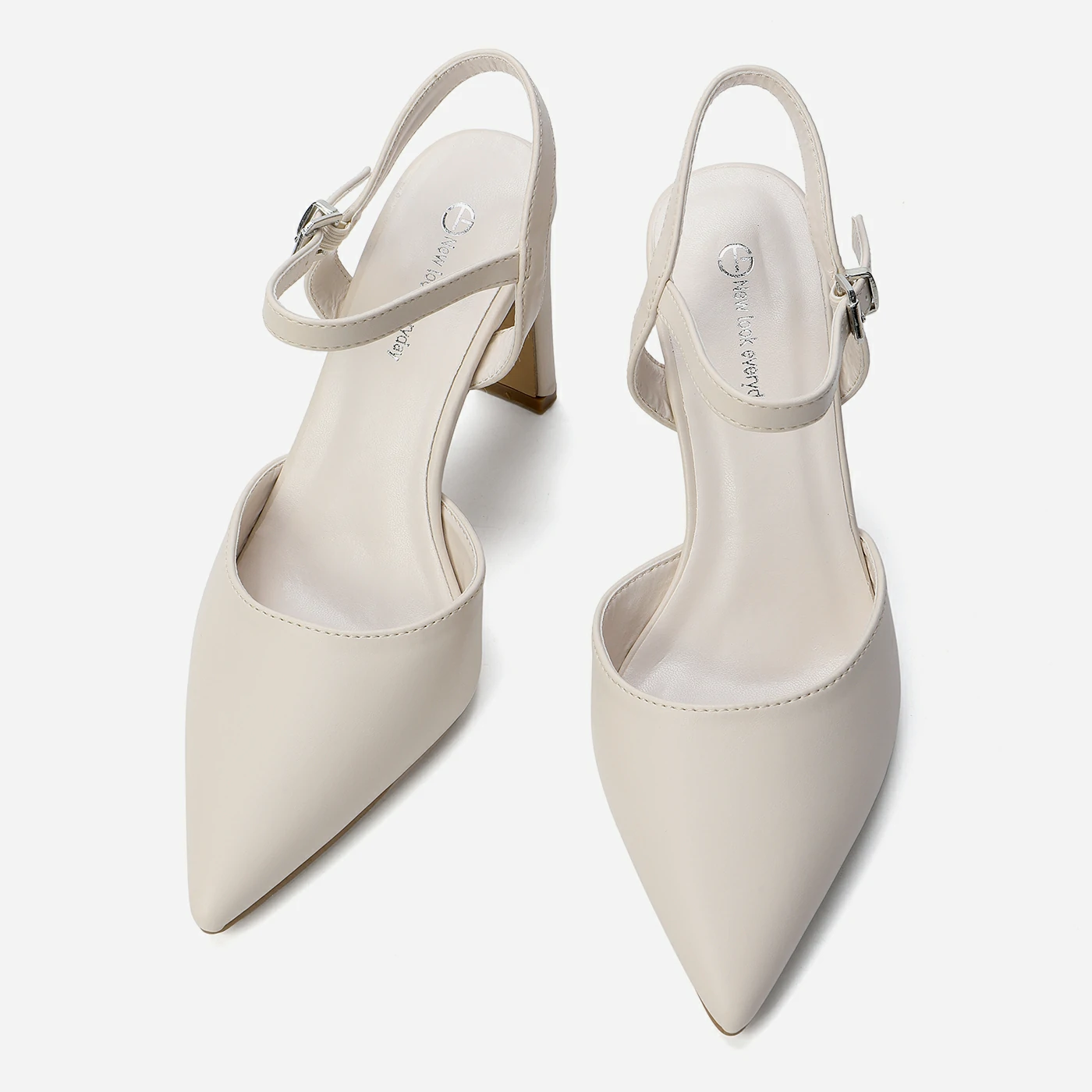 נעל עקב אופווייט 38