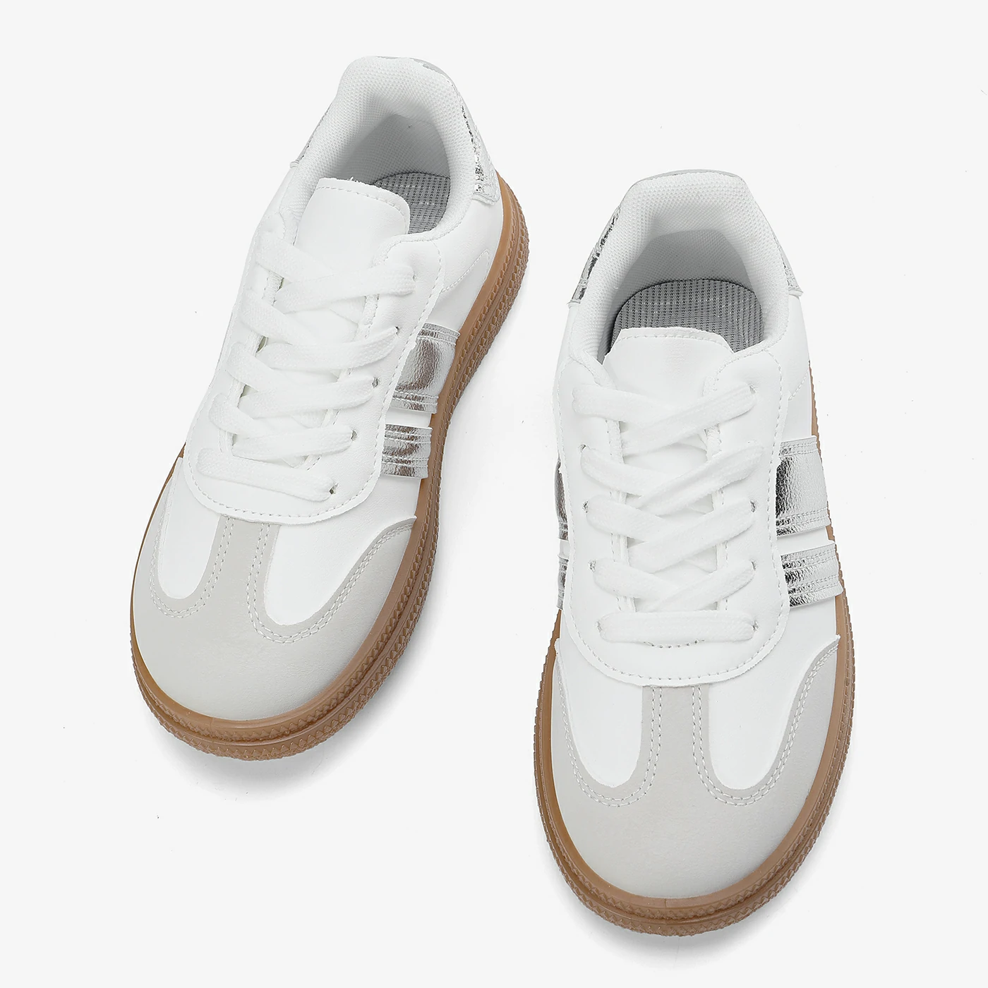 סניקרס/ספורט כסף 33