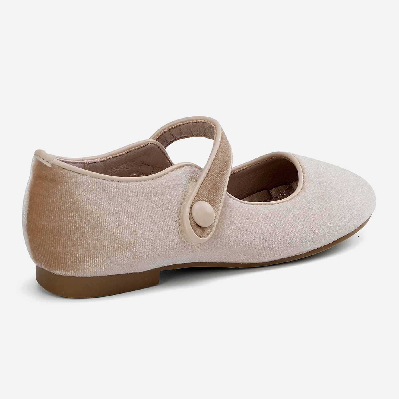 בלרינה בז 35