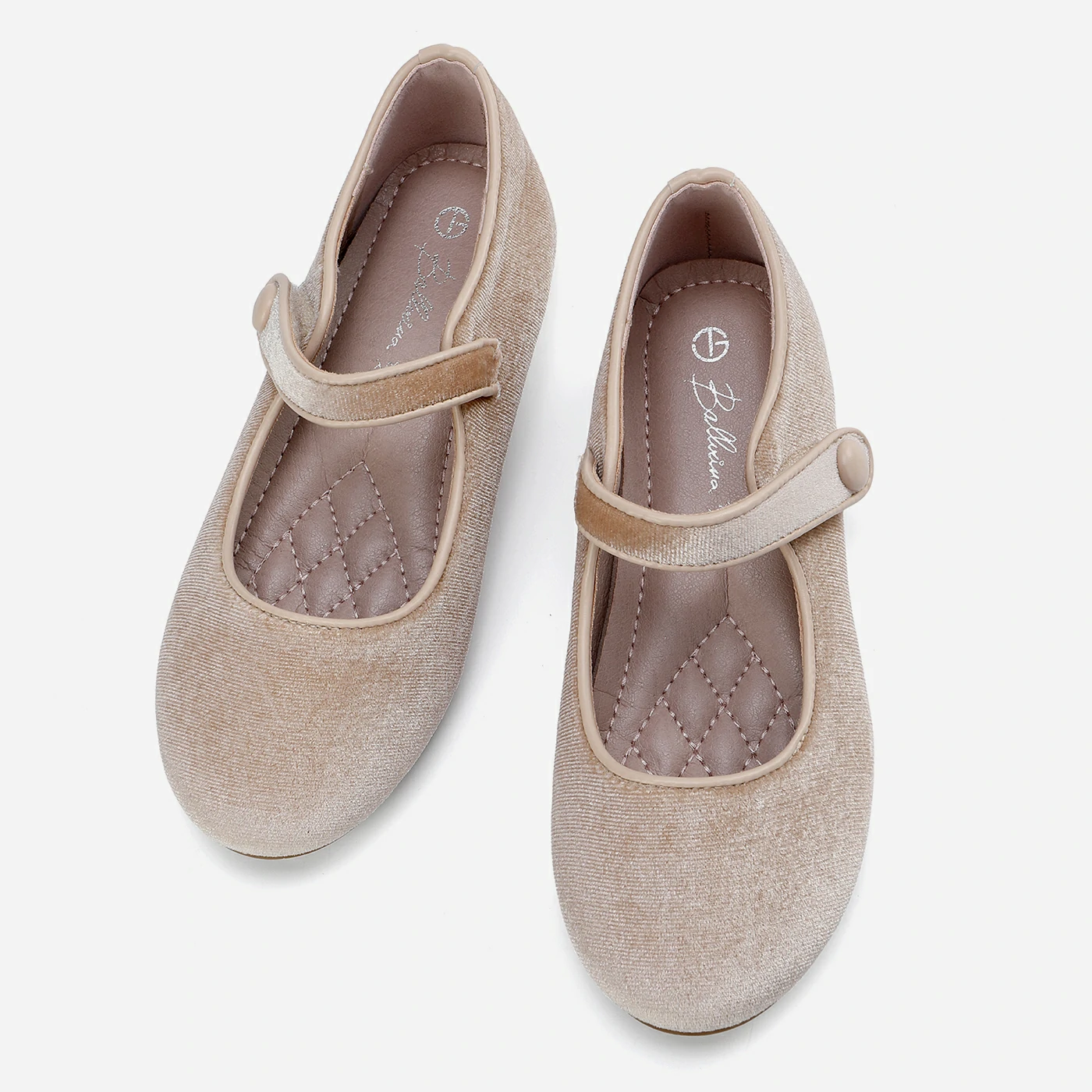 בלרינה בז 35