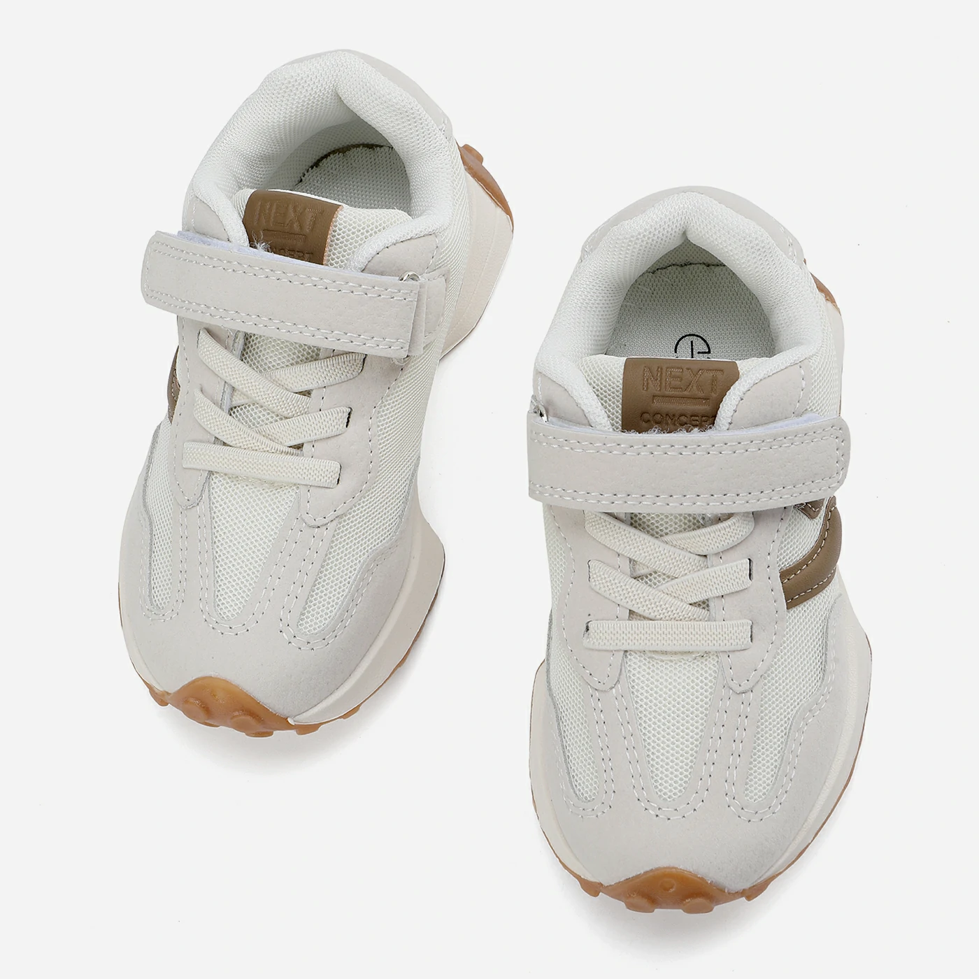 סניקרס/ספורט אבן 24