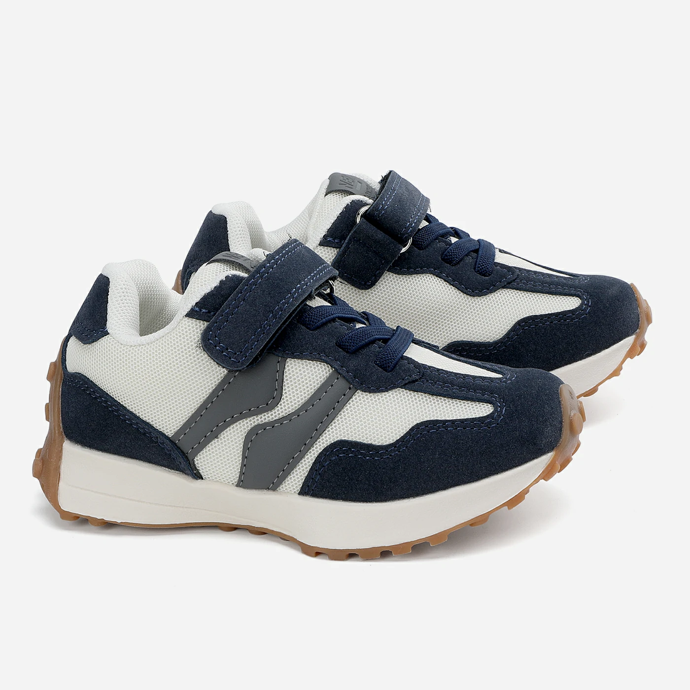 סניקרס/ספורט נייבי 24