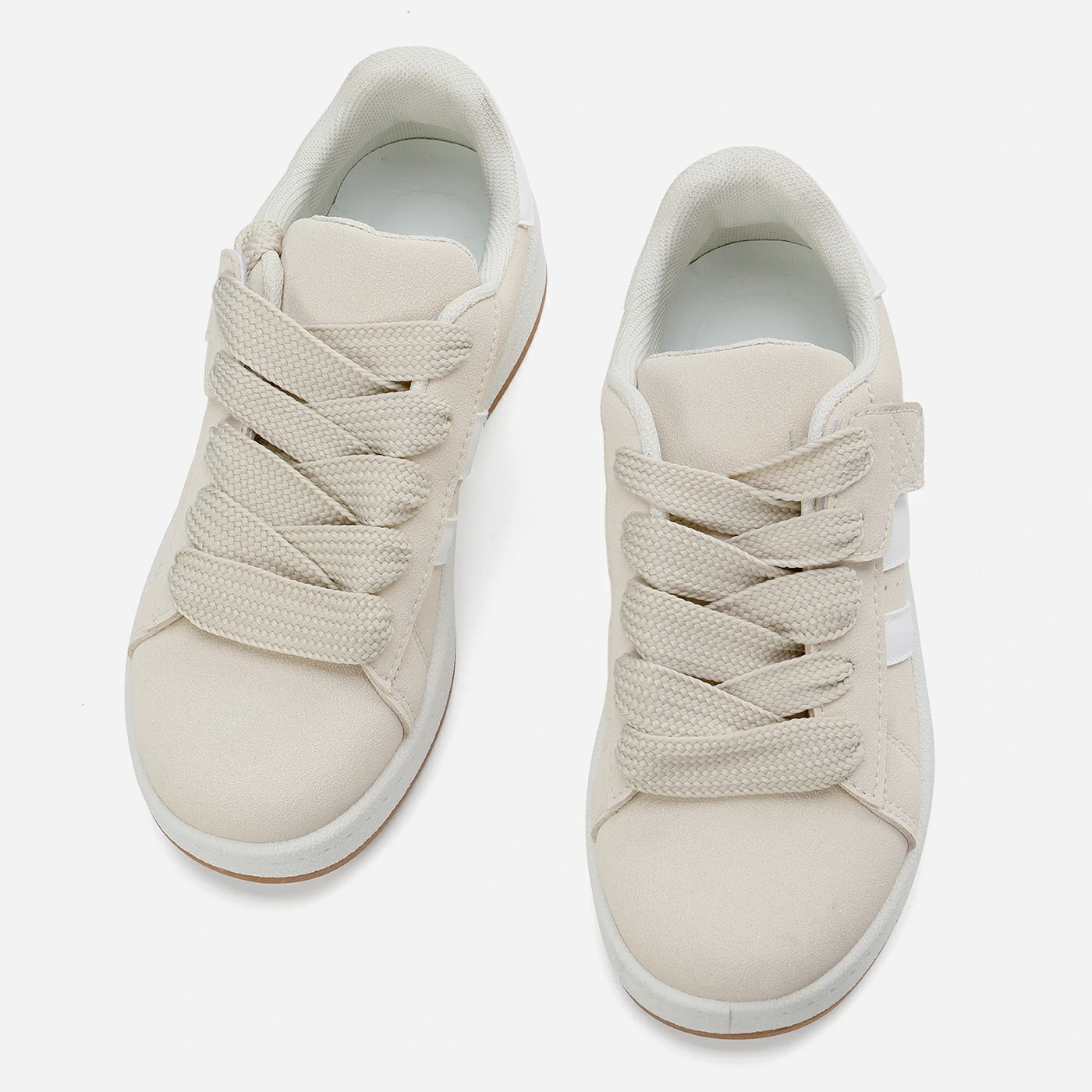 סניקרס/ספורט אופווייט 31