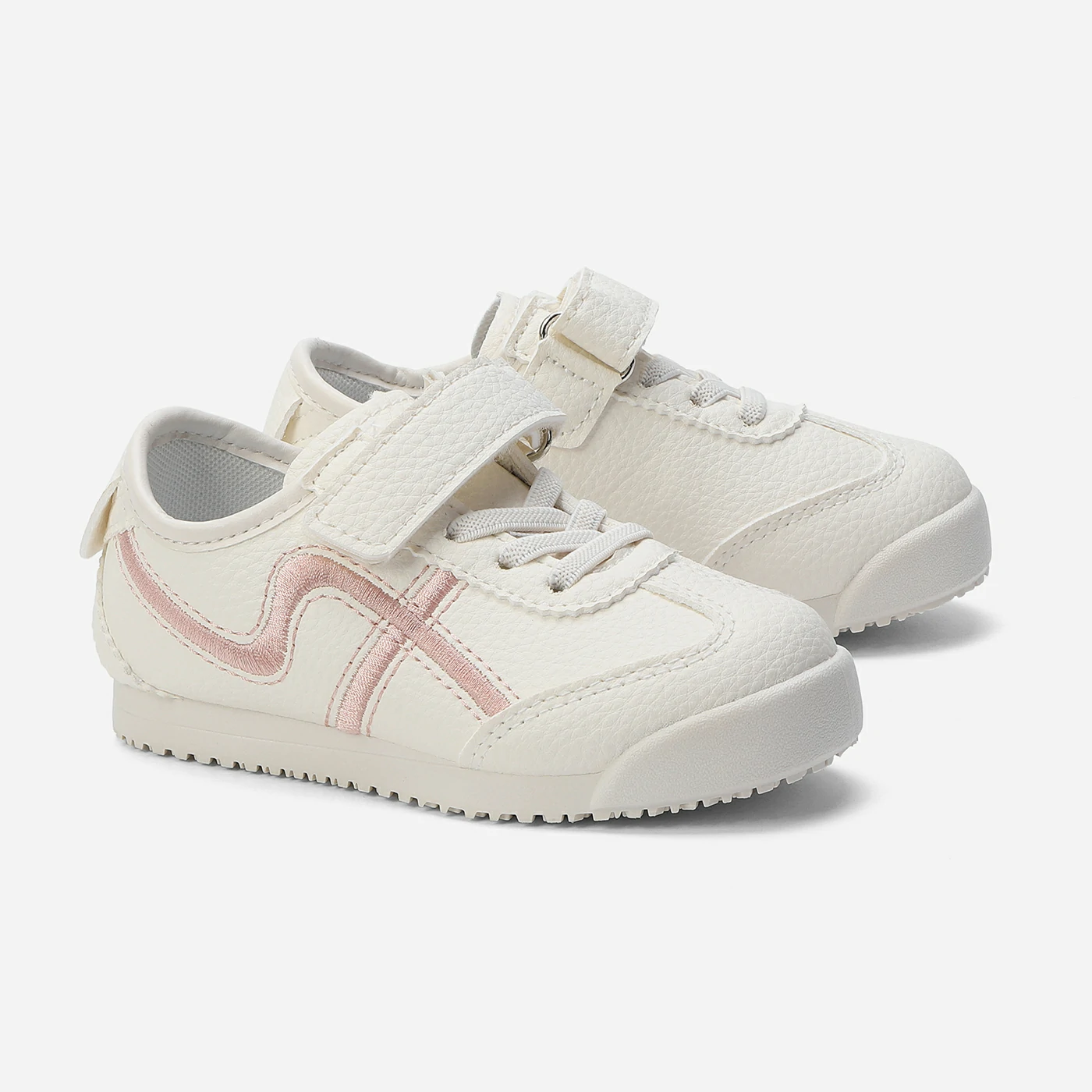 סניקרס/ספורט בז 29