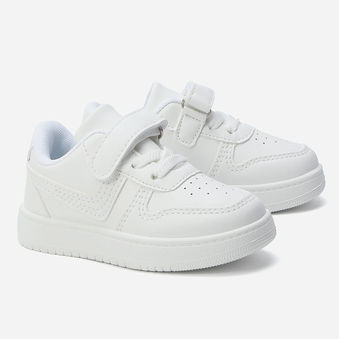 סניקרס/ספורט לבן 24