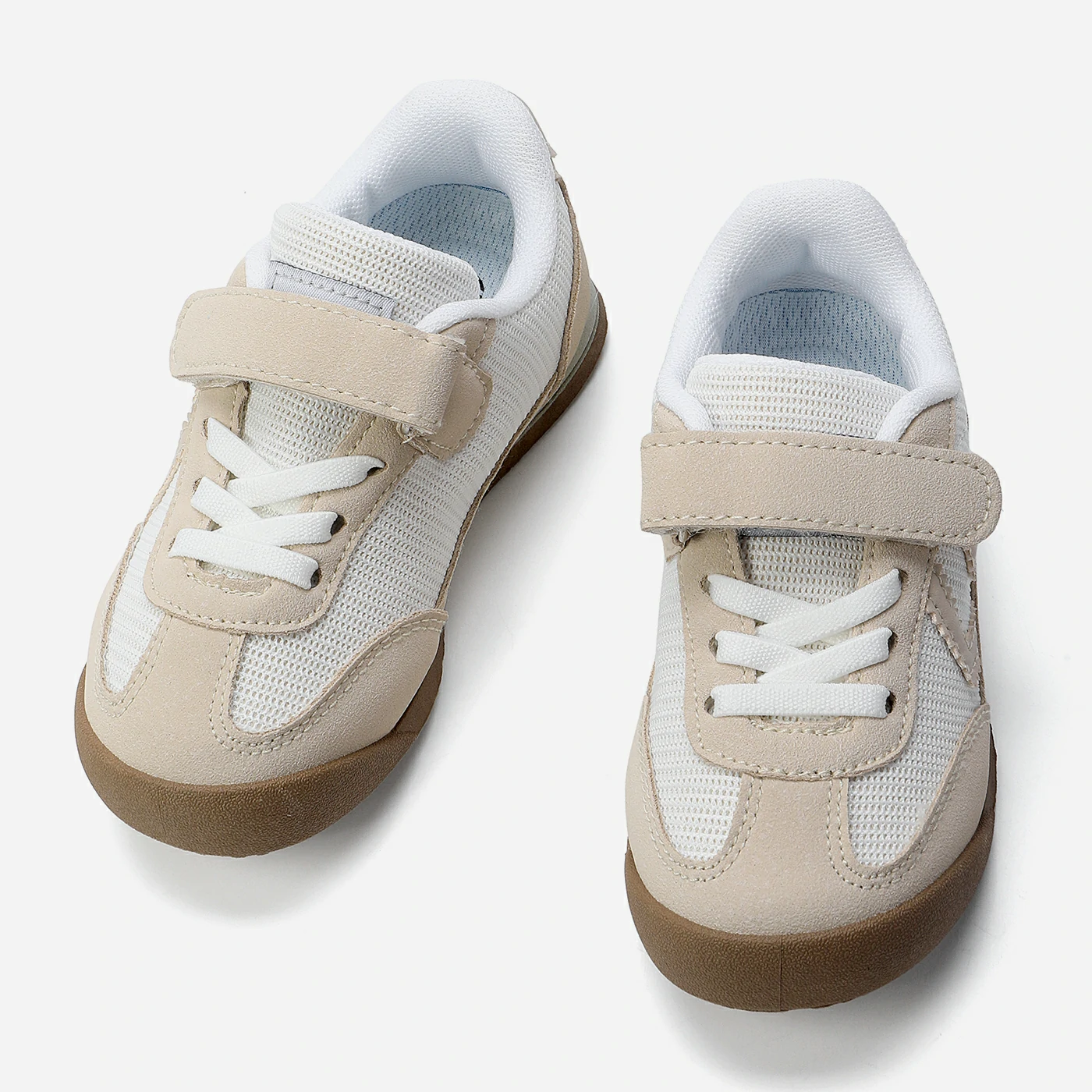 סניקרס/ספורט בז 27