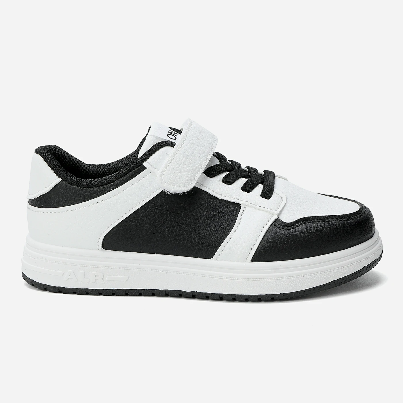 סניקרס/ספורט שחור 30