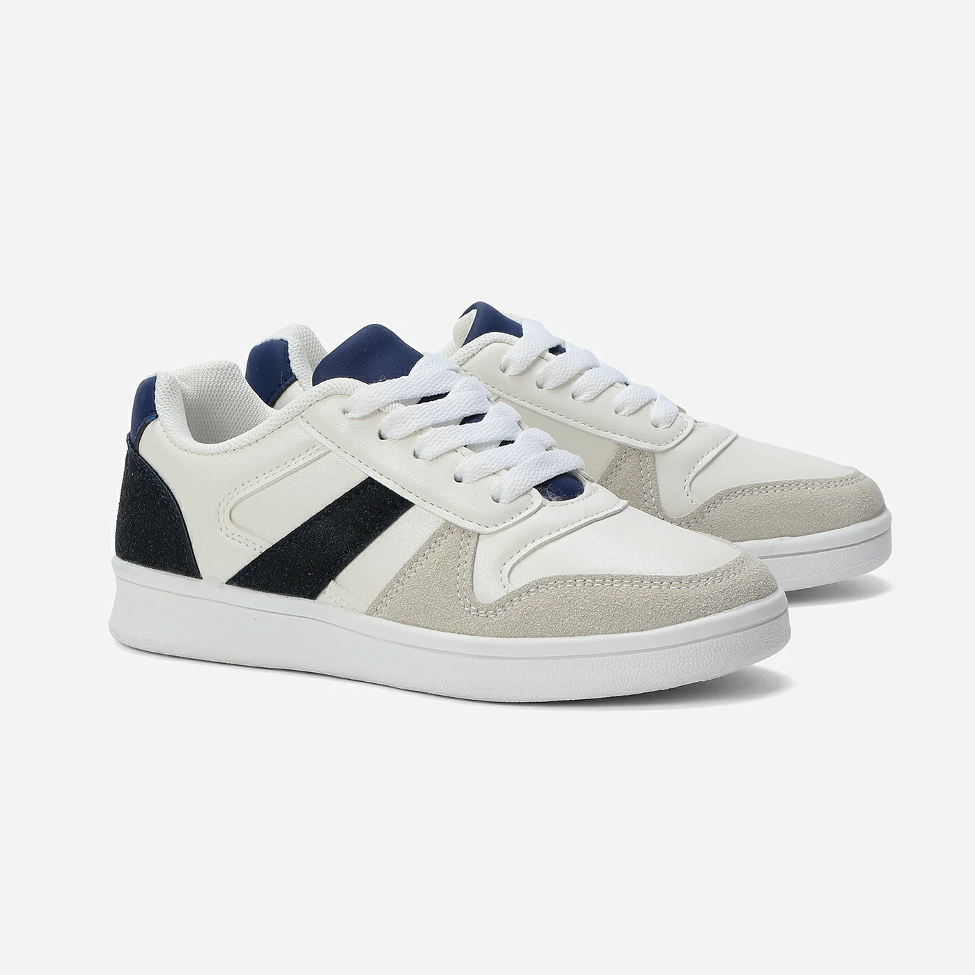 סניקרס/ספורט נייבי 31