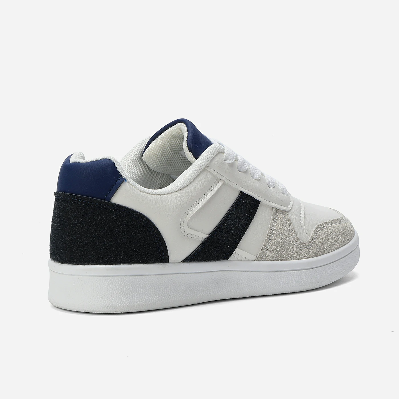 סניקרס/ספורט נייבי 31