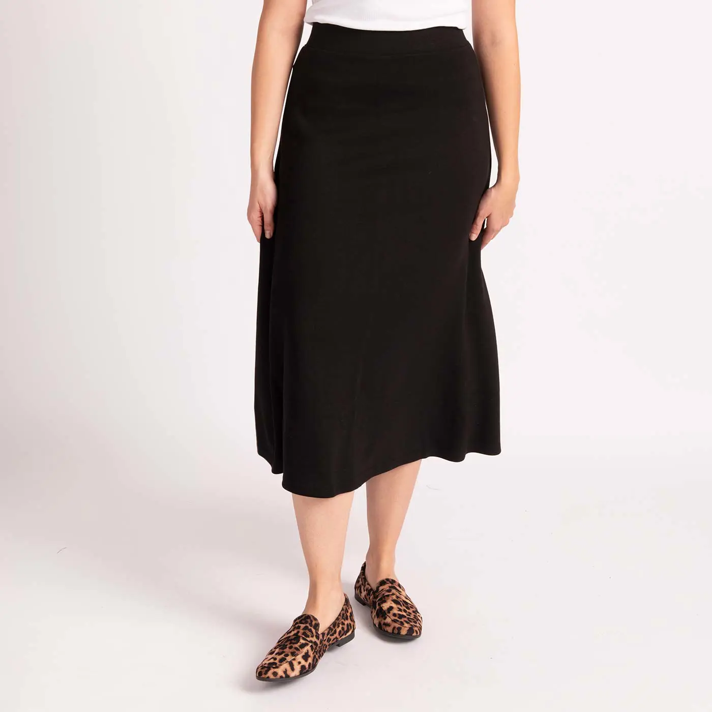 מכנסיים וחצאיות שחור L