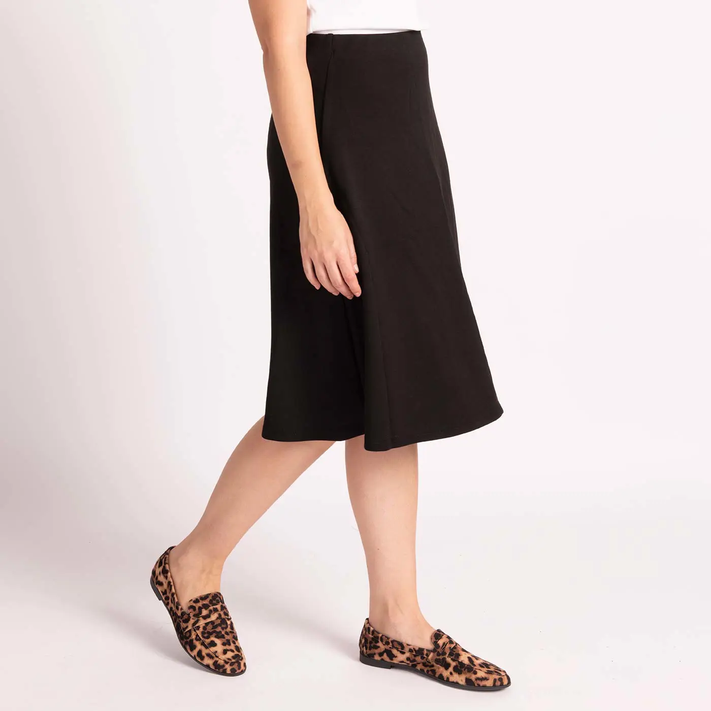 מכנסיים וחצאיות שחור L