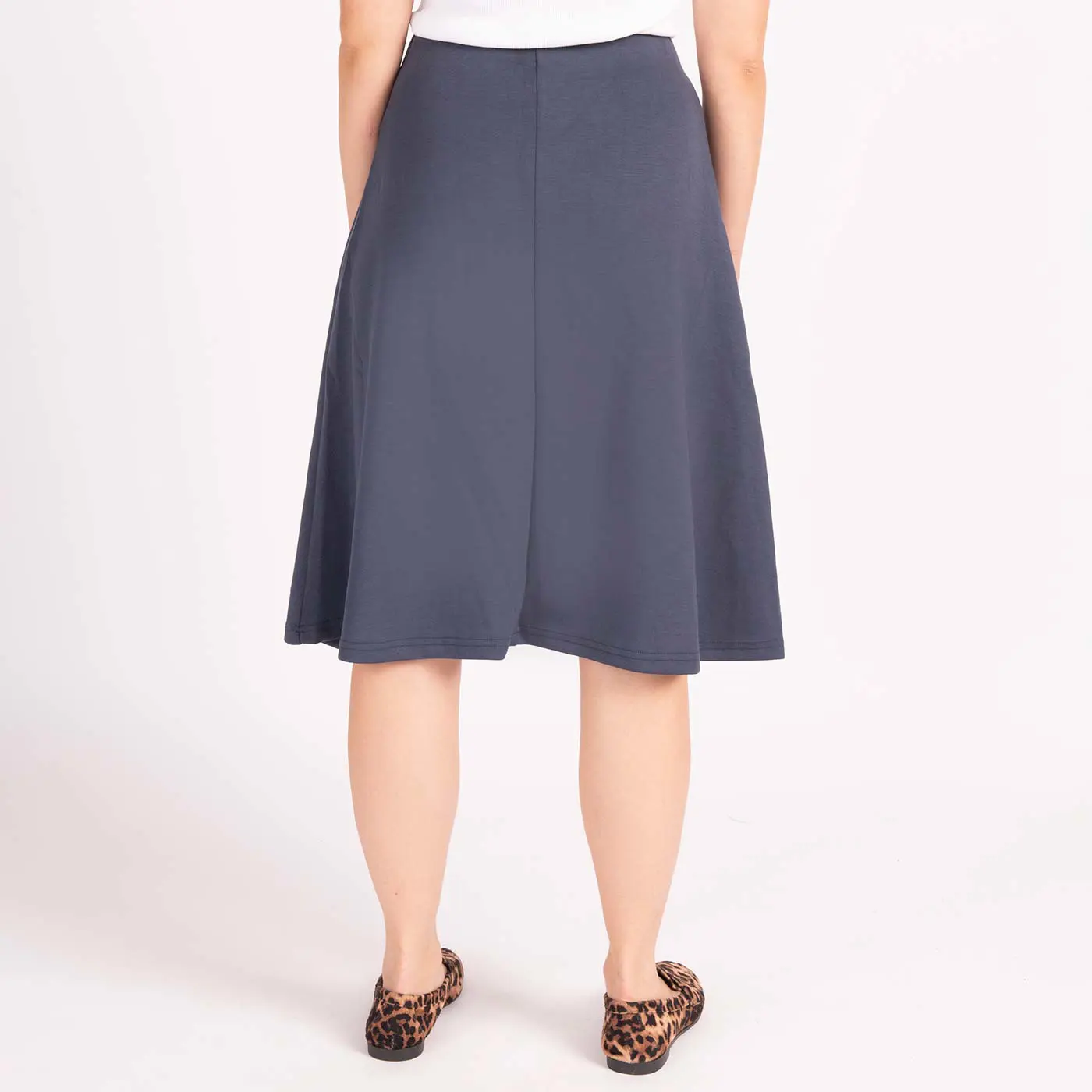 מכנסיים וחצאיות נייבי M