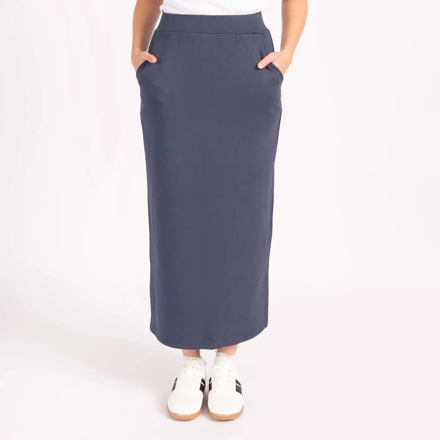 מכנסיים וחצאיות נייבי S