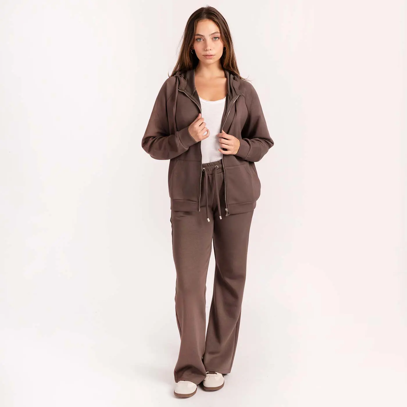 מכנסיים וחצאיות חום M