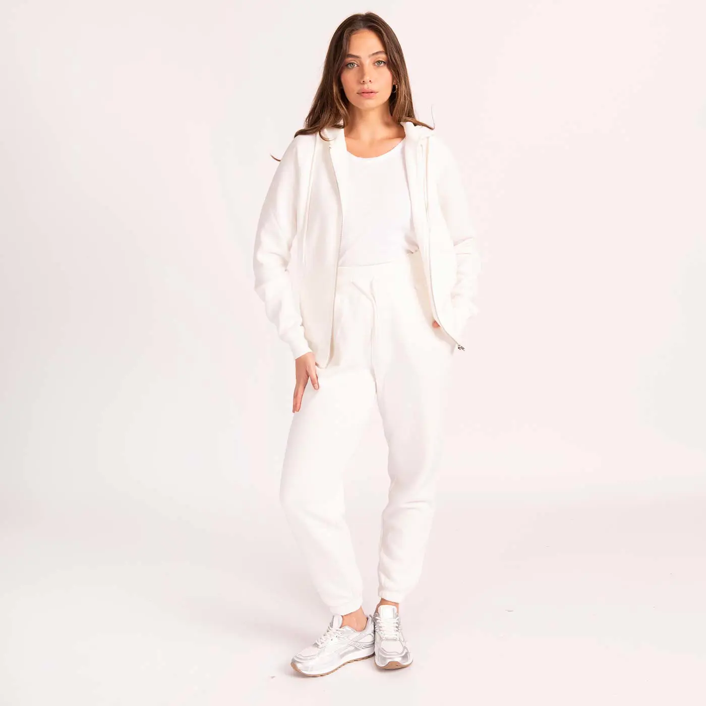 סווטשירטים וקפוצ'ונים לבן S