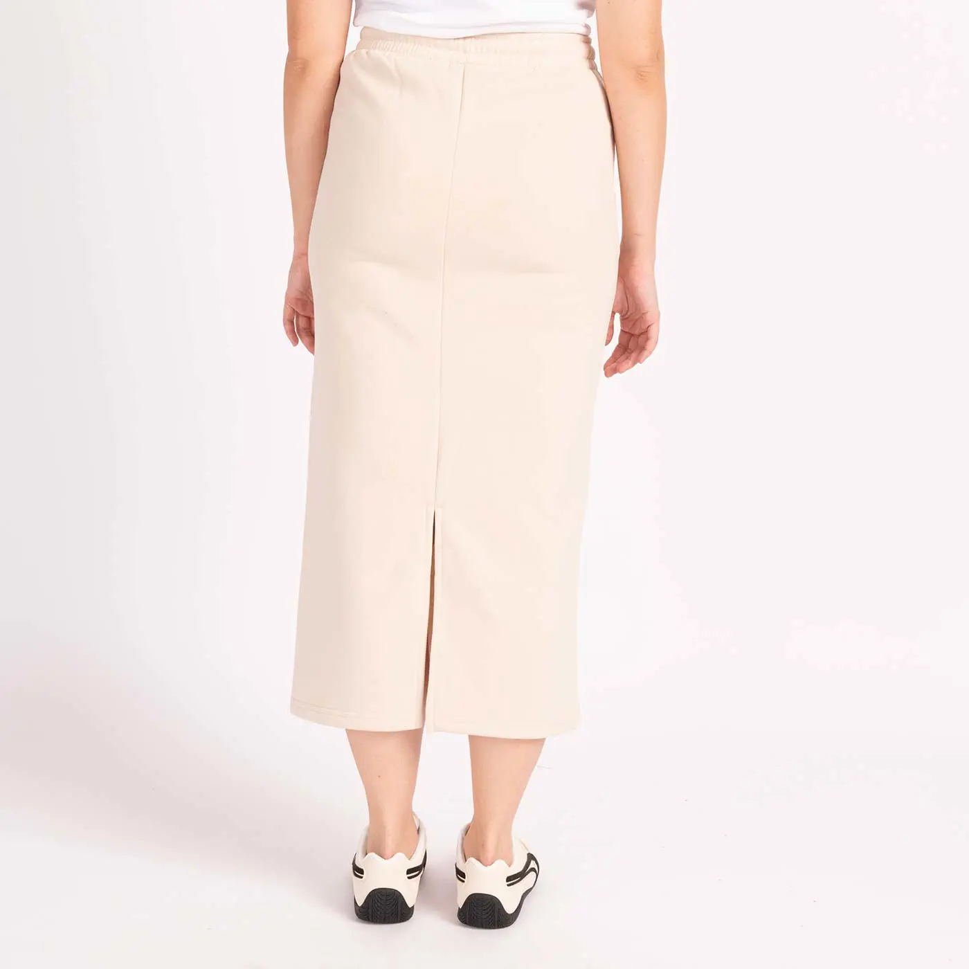 מכנסיים וחצאיות בז L