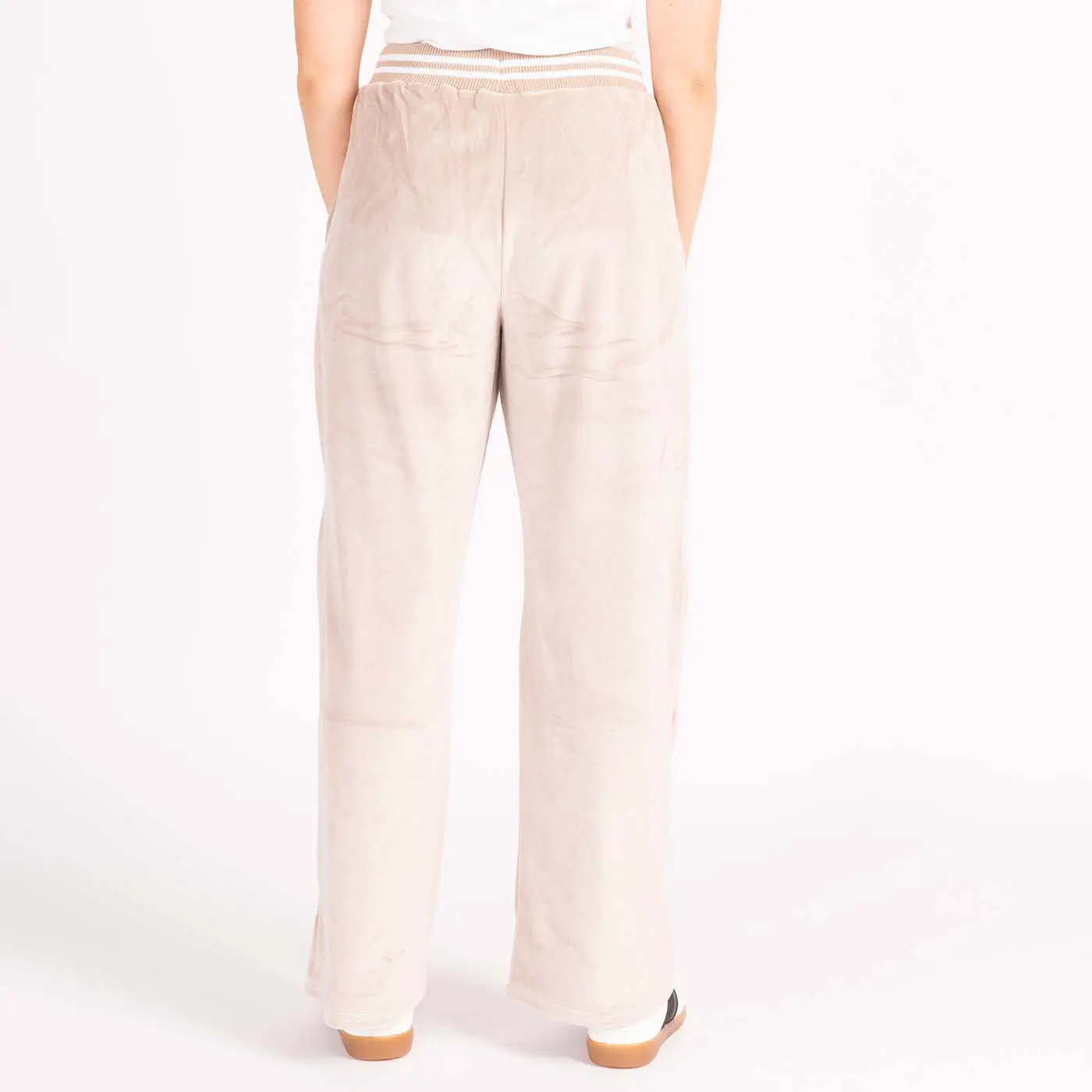 מכנסיים וחצאיות אופווייט L