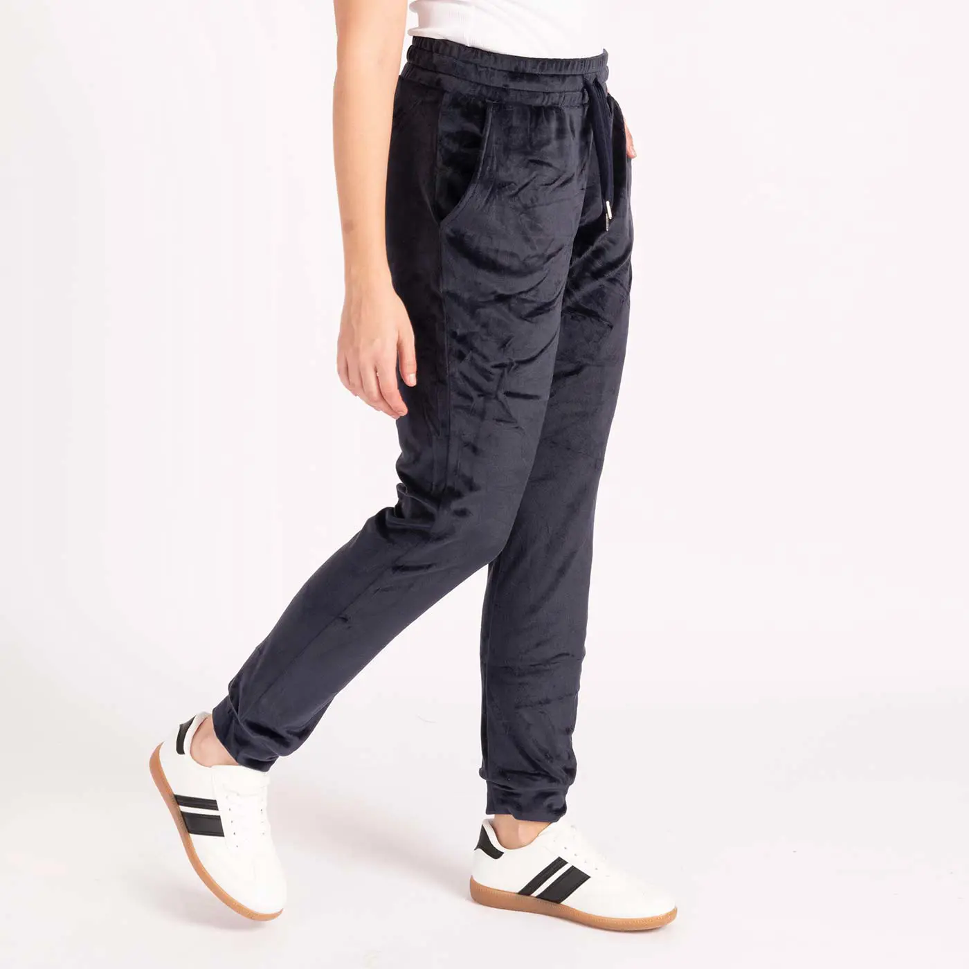 מכנסיים וחצאיות נייבי L