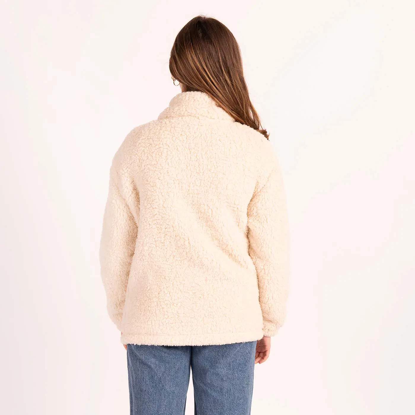 ג"קטים ומעילים אופווייט L