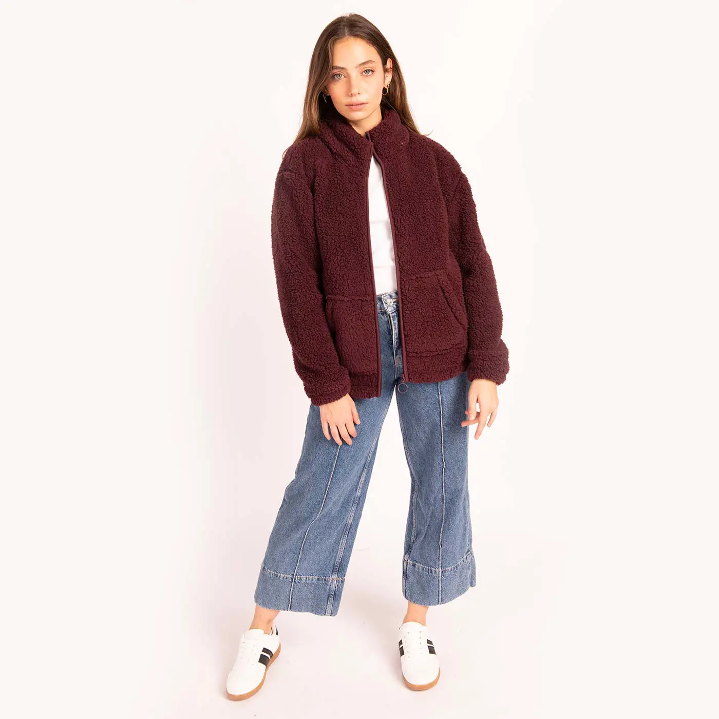 ג"קטים ומעילים בורדו M