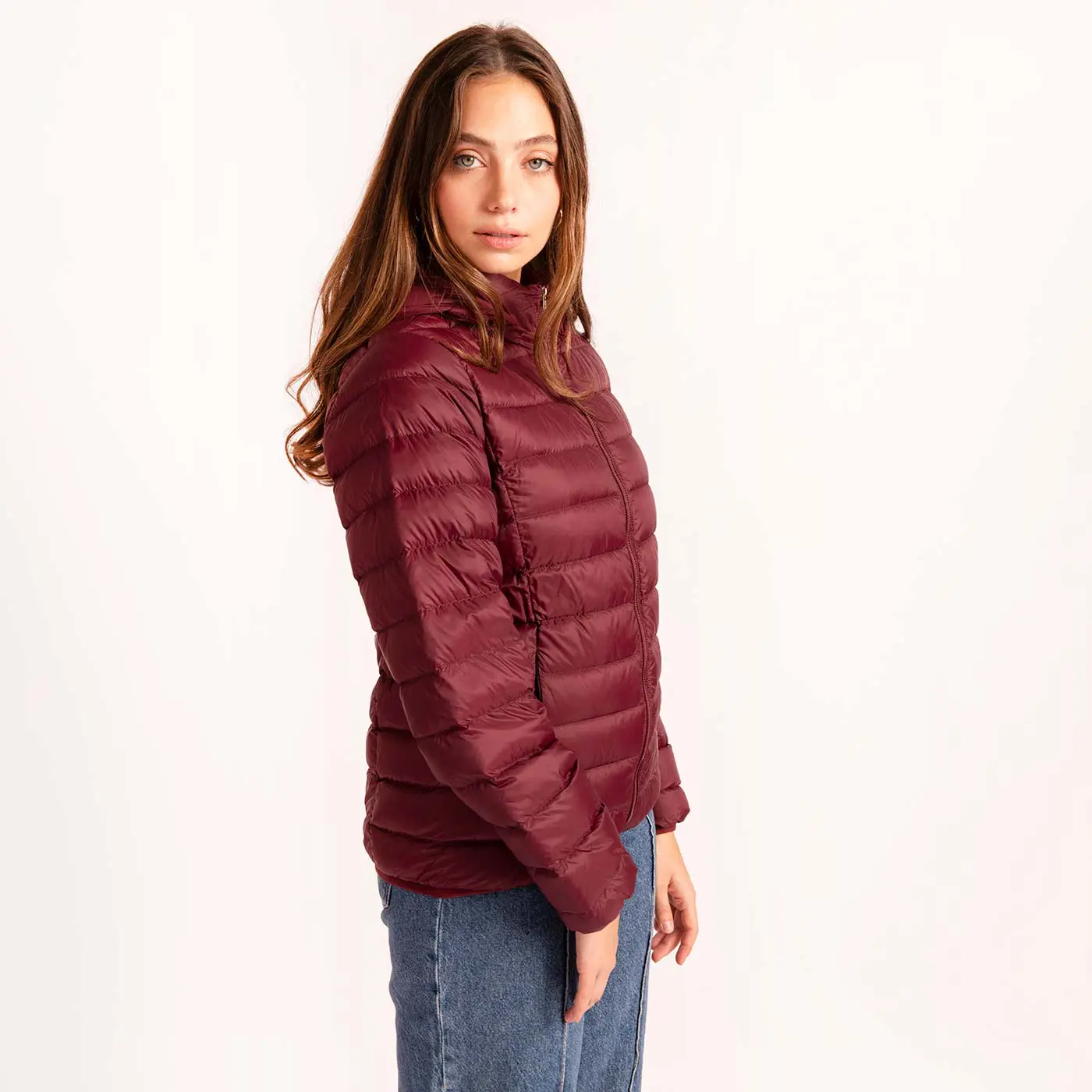 ג"קטים ומעילים בורדו L