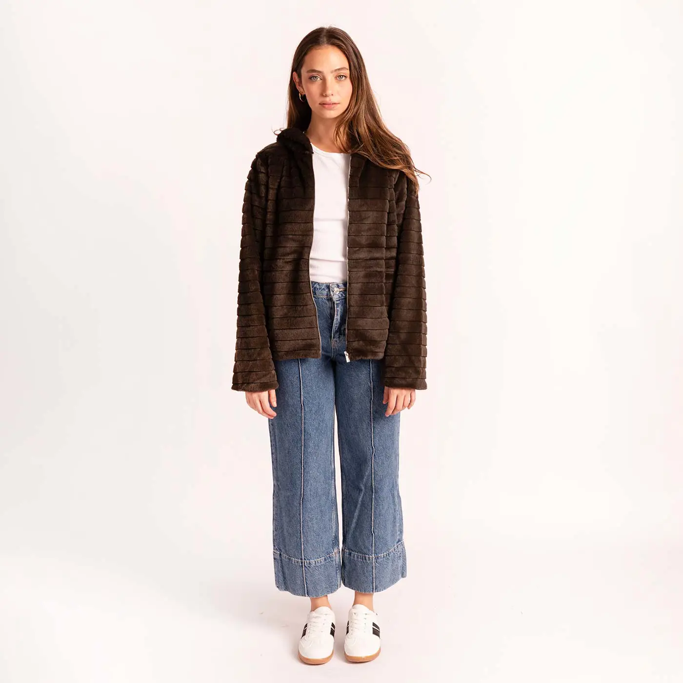 ג"קטים ומעילים חום S