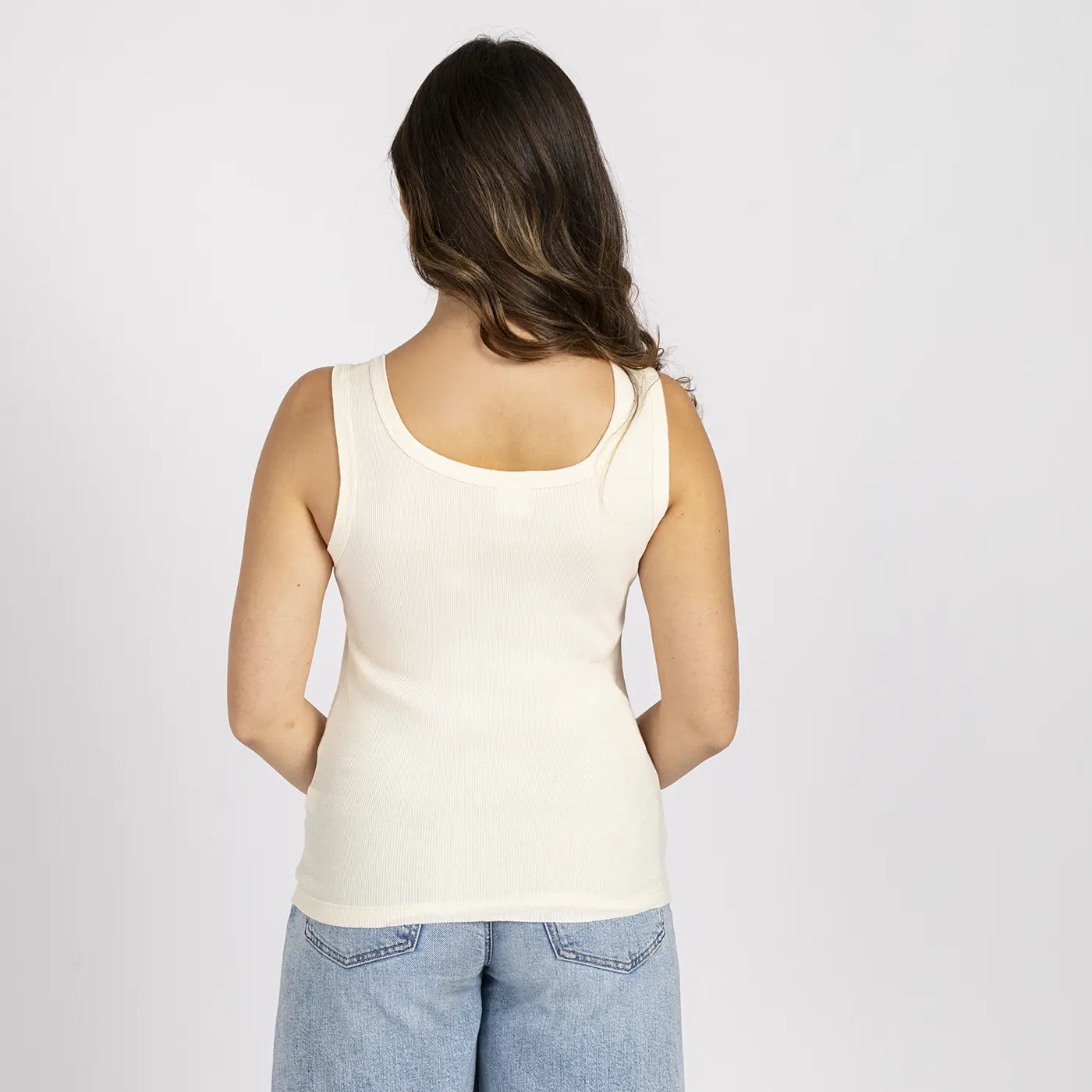 גופיות קרם L