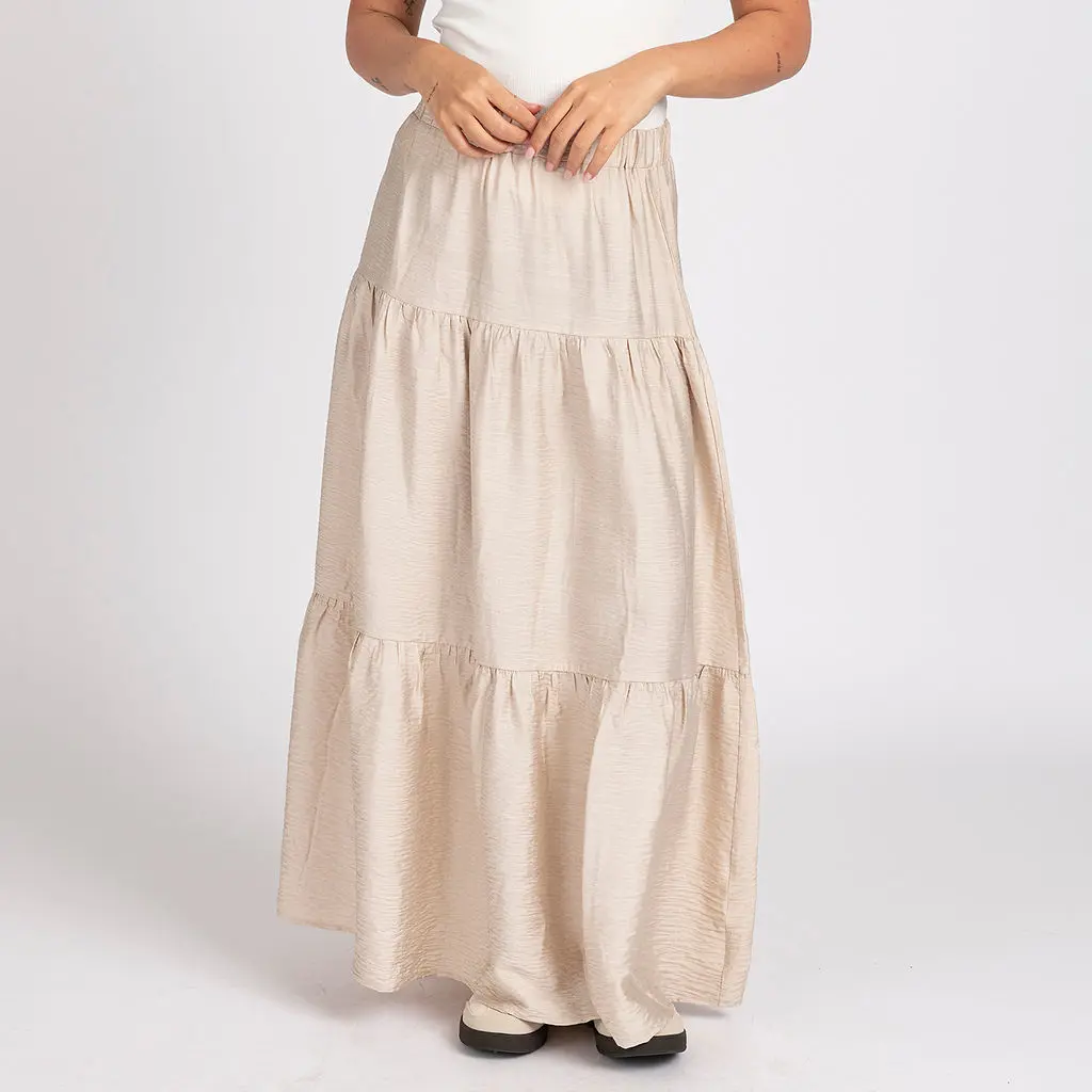 מכנסיים וחצאיות בז M