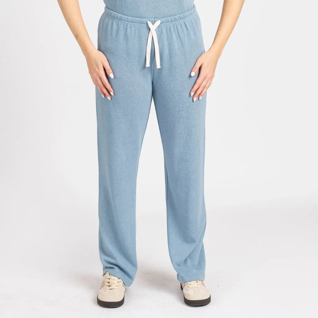 מכנסיים וחצאיות גינס L