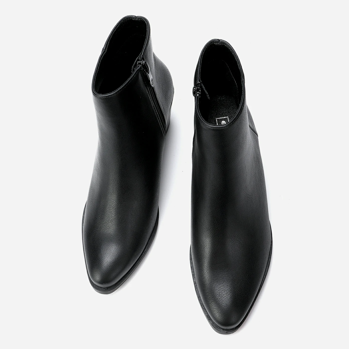 נוחות שחור 37