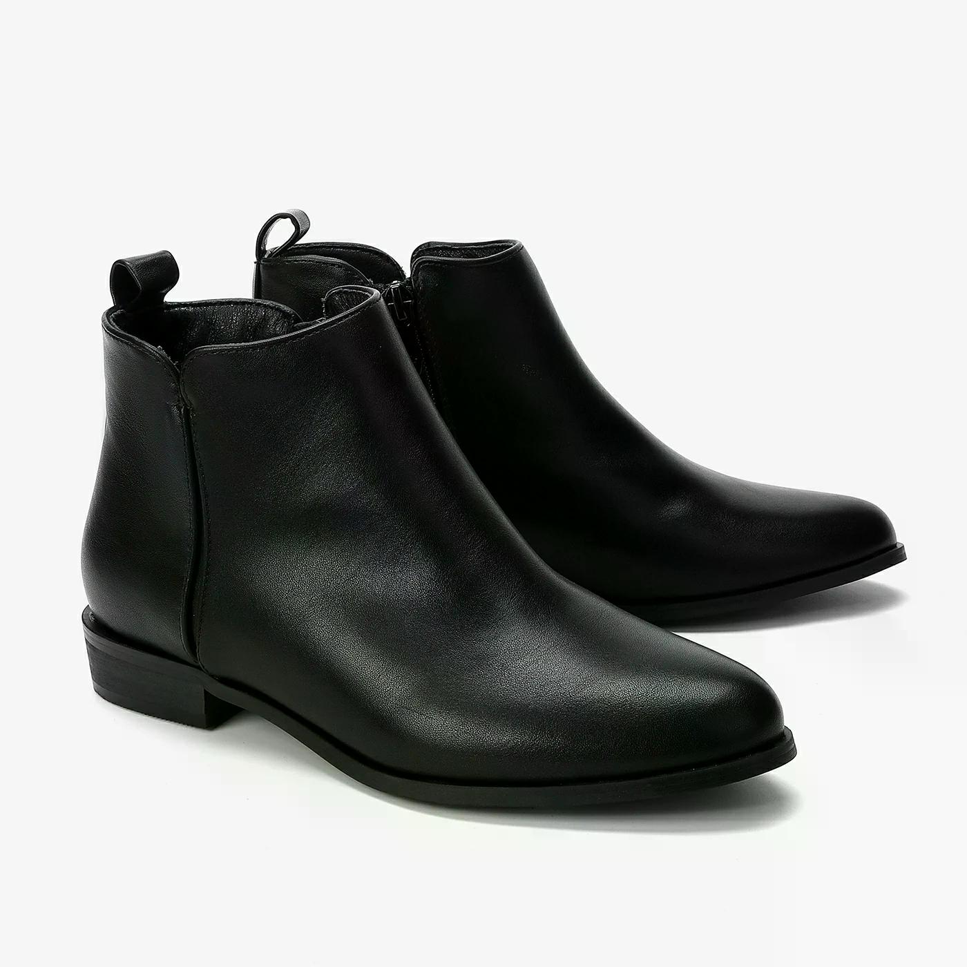 מגפון שטוח שחור 38