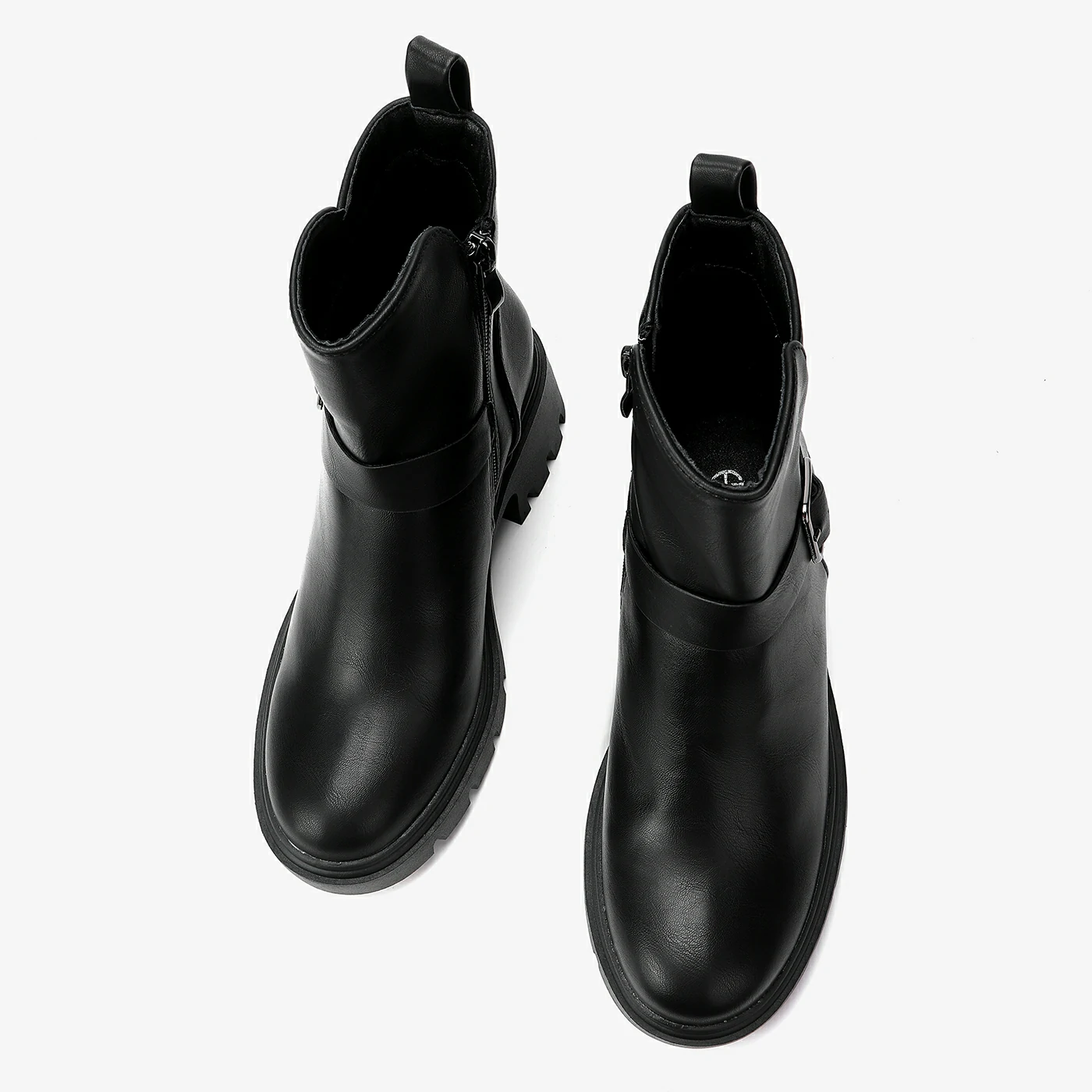 מגף עקב שחור 36