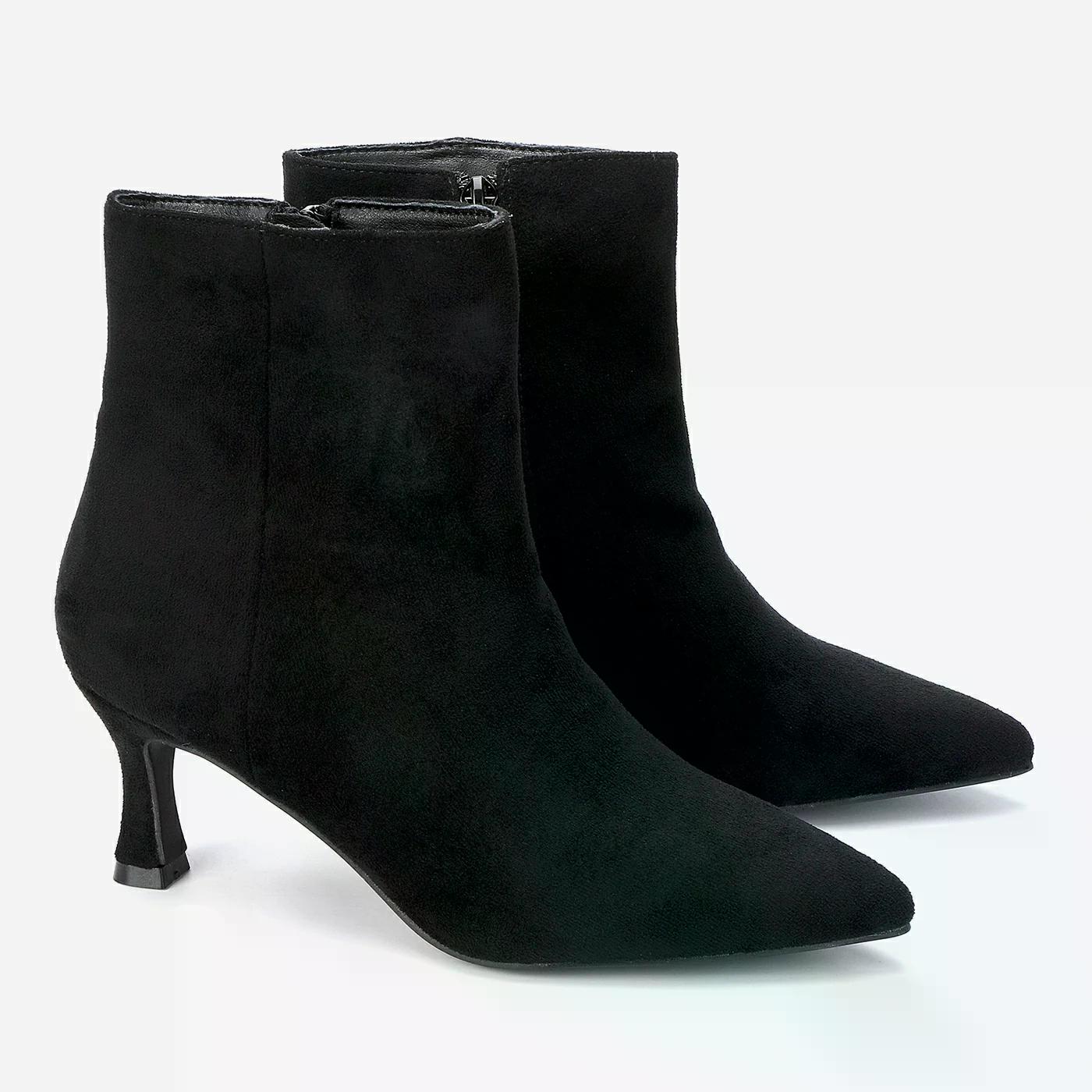 מגפון עקב שחור 36