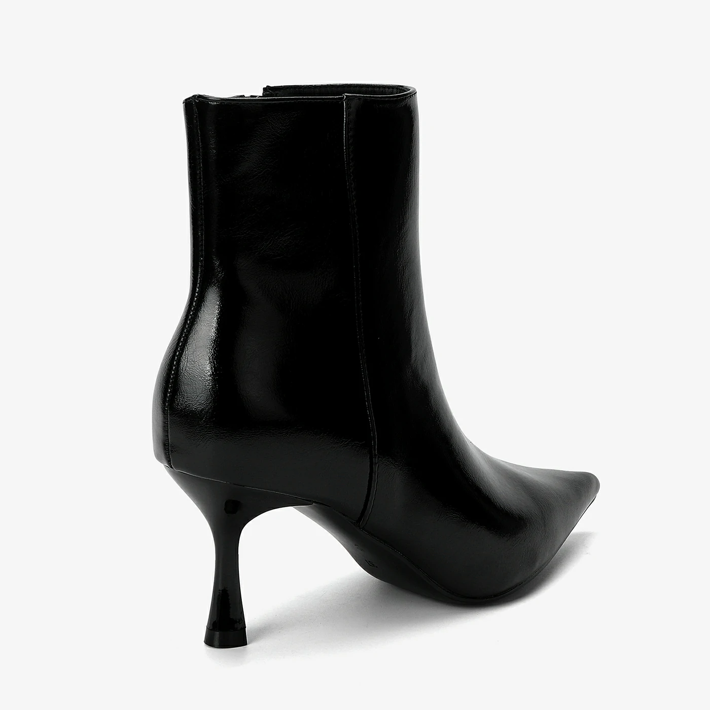 מגפון עקב שחור 38