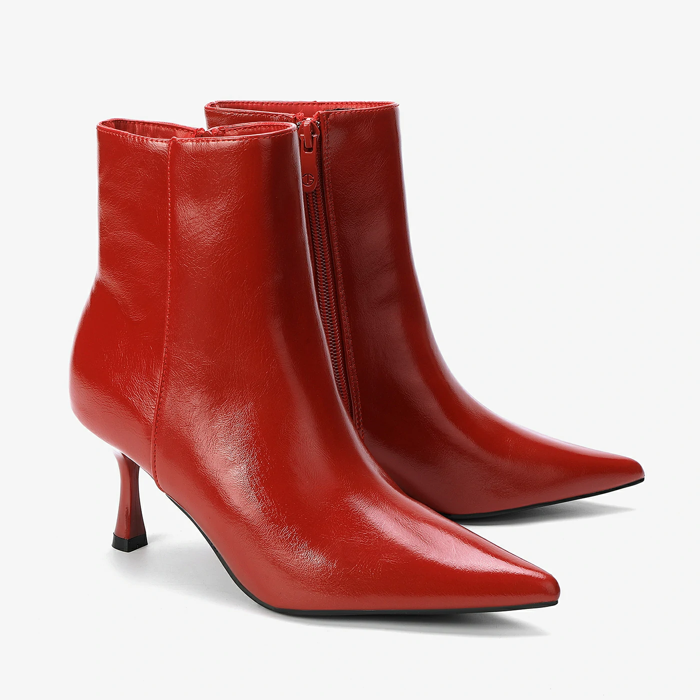 מגפון עקב אדום 39