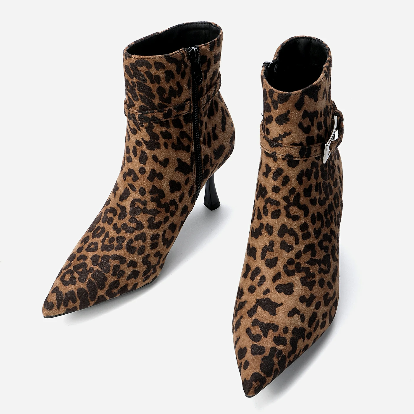 מגפון עקב מנומר 40