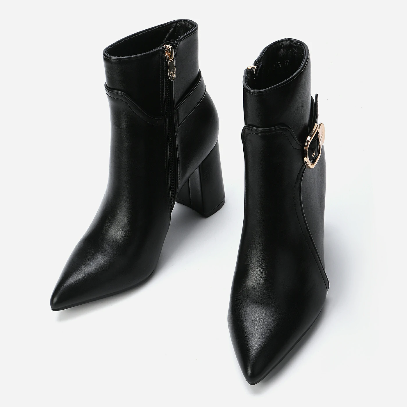 מגפון עקב שחור 37