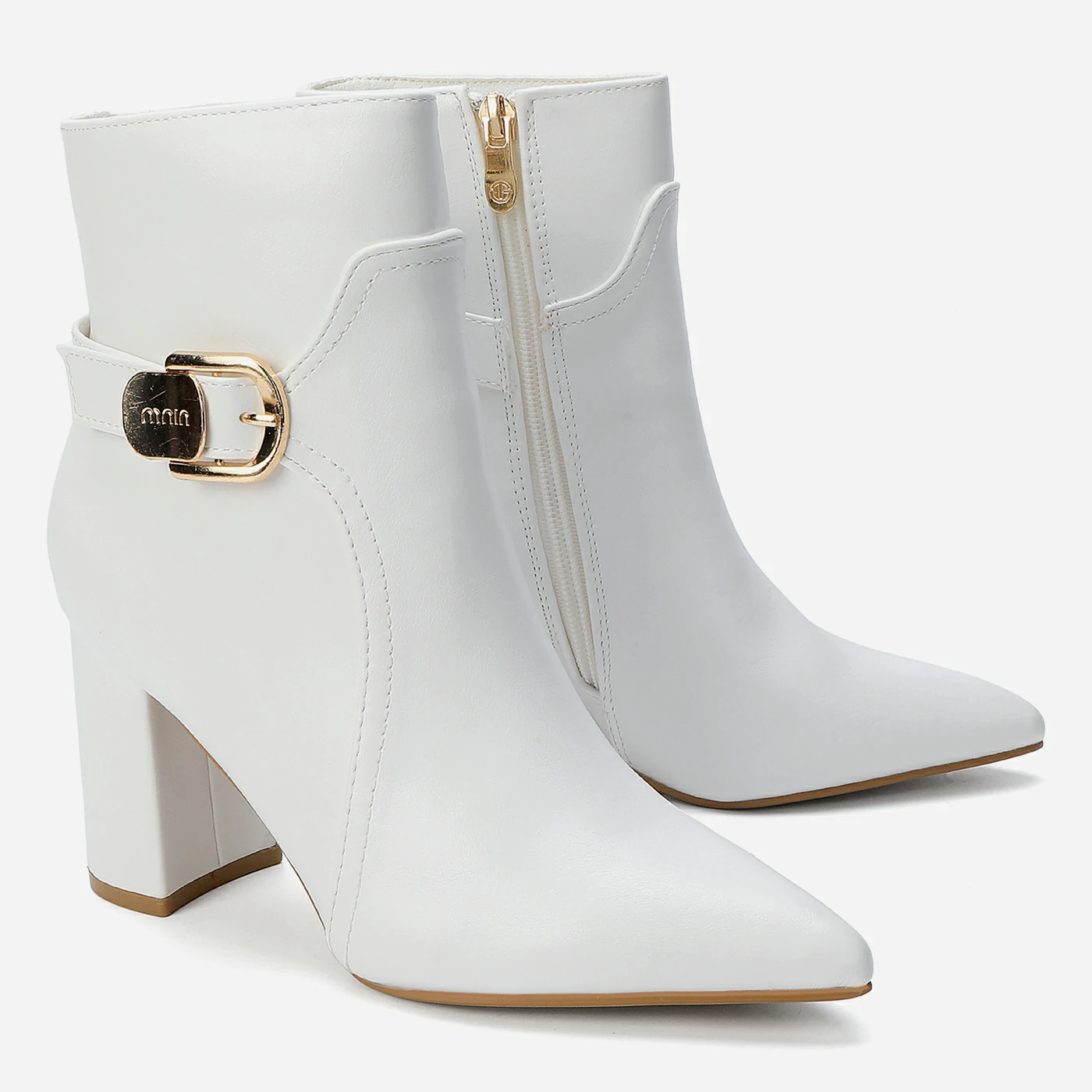 מגפון עקב לבן 36