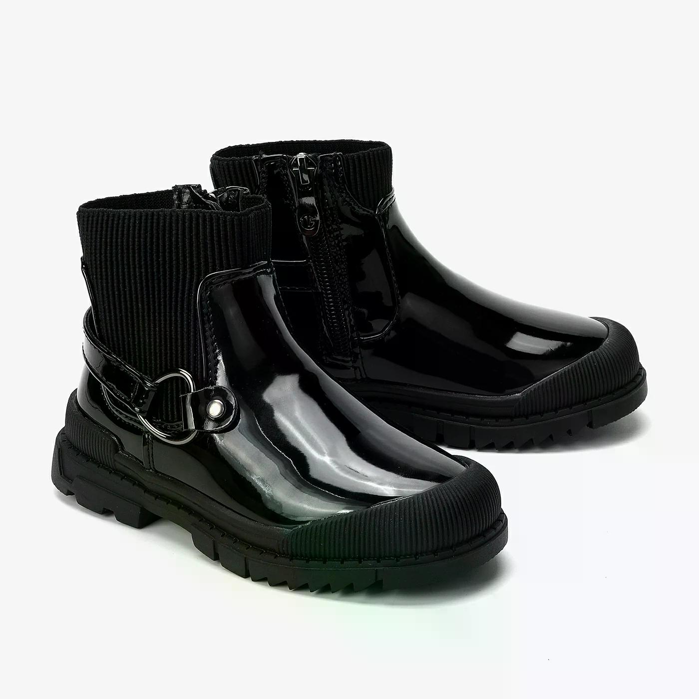 מגפון שחור 28