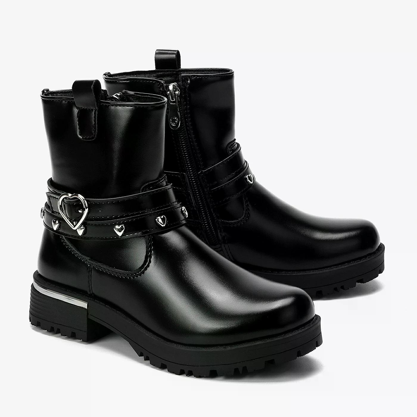 מגפון שחור 31