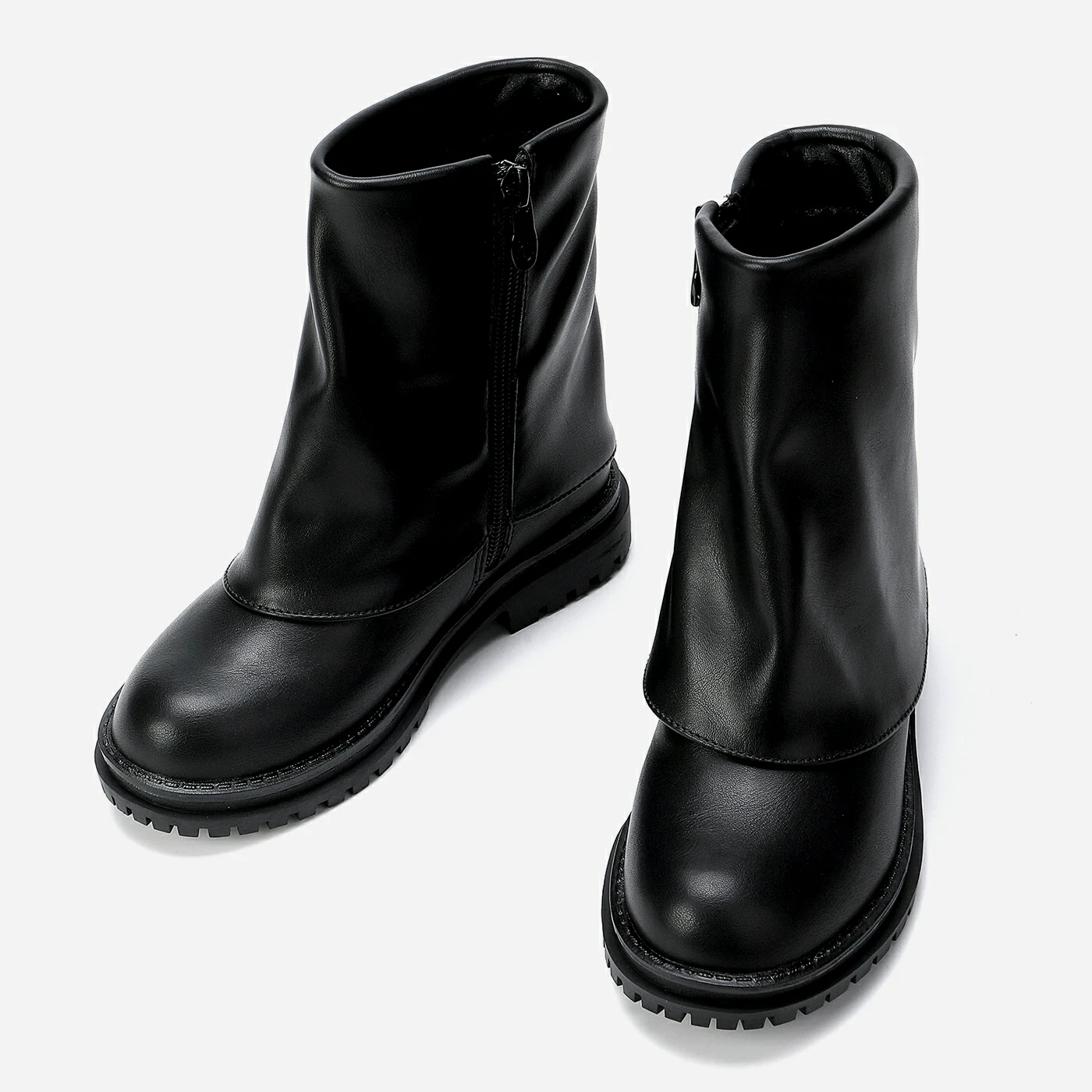 מגפון שחור 34